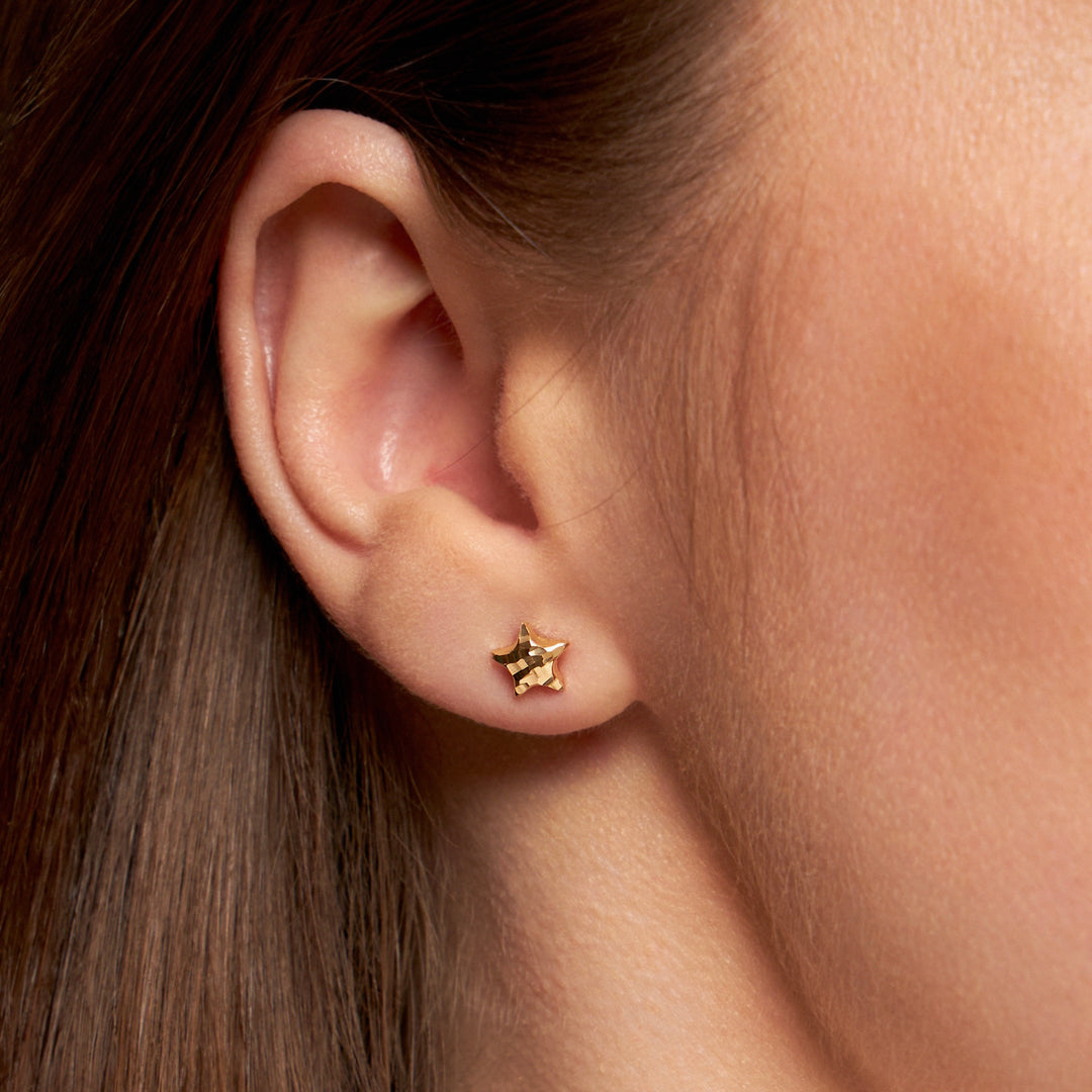 Ohrstecker STELLA 18 kt Gold - 8x8mm