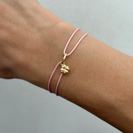 Zartes Armbändchen - handgeknüpft und größenverstellbar