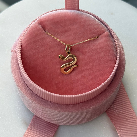 Anhänger ATHENA 18kt Gold, 9 x 11 mm, poliert