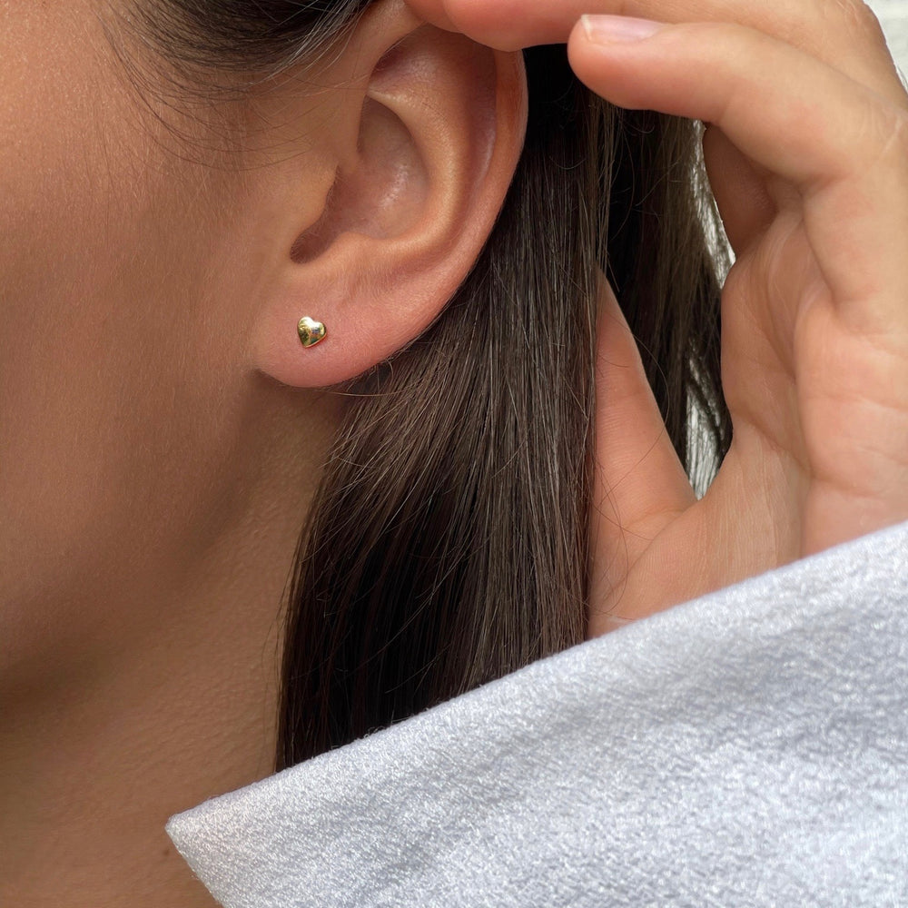 Ohrstecker AMORE 18 kt Gold - 4x4mm